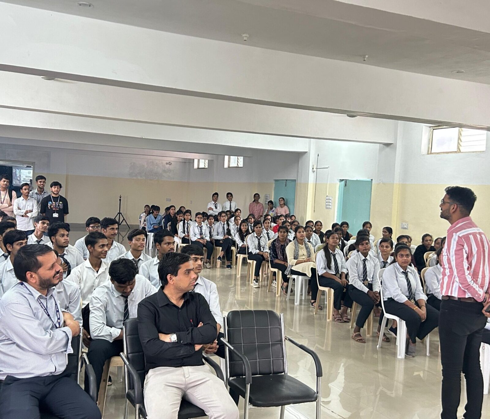 WhatsApp Image 2025-02-06 at 18.37.55